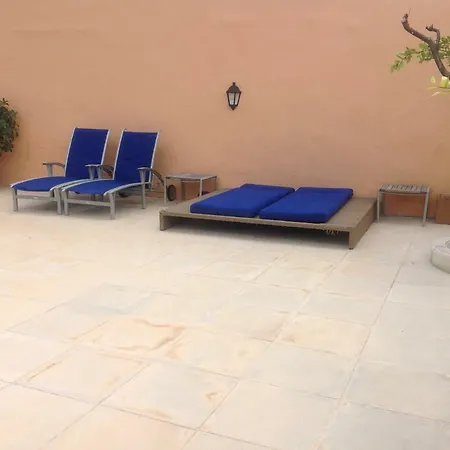 Salvipin Guest house *